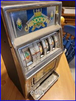 Vintage Waco Casino Crown Novelty Slot Machine 25 Cent Coin Works