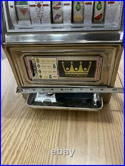 Vintage Waco Casino Crown Novelty Slot Machine 25 Cent Coin. Works Great