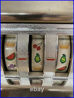 Vintage Waco Casino Crown Novelty Slot Machine 25 Cent Coin. Works Great