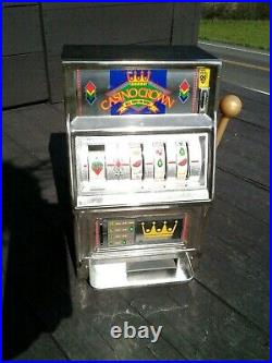 Vintage Waco Casino Crown Slot Machine Toy 25 Cent Coin Works