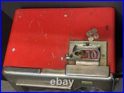 Vintage coin op slot machine, Harvey's Wagon Wheel. 10 cent. Working