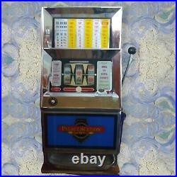 Vintage nickel 3 reel palace station slot machine