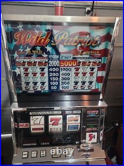 Vintage nickel slot machine in beautiful condition