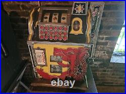 Vintage slot machine Red Lion Head. Gum Dispenser. Works Great! 5 c