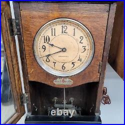 WORKING VINTAGE IBM INTERNATIONAL BUSINESS MACHINES TIME CLOCK WORKS detroit