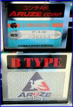WORKING VINTAGE JAPAN ARUZE B-TYPE QUARTER SLOT MACHINE with188 LAS VEGAS TOKENS