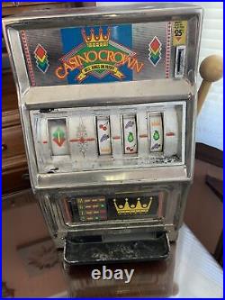 Waco Casino Crown Coin Slot Machine, Mid to Late 20th Century