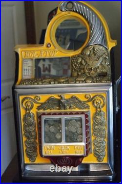 Watling Bird Of Paradise Antique Slot Machine 5 Cent Rol-A-Top