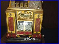 Watling Roll A Top Slot Machine Gold Award And Vendor Front